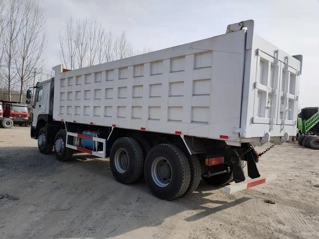 LHD SINO Gebruikt HOWO 8*4 Zware dumper truck tipper truck dumper met 11-20T capaciteit
