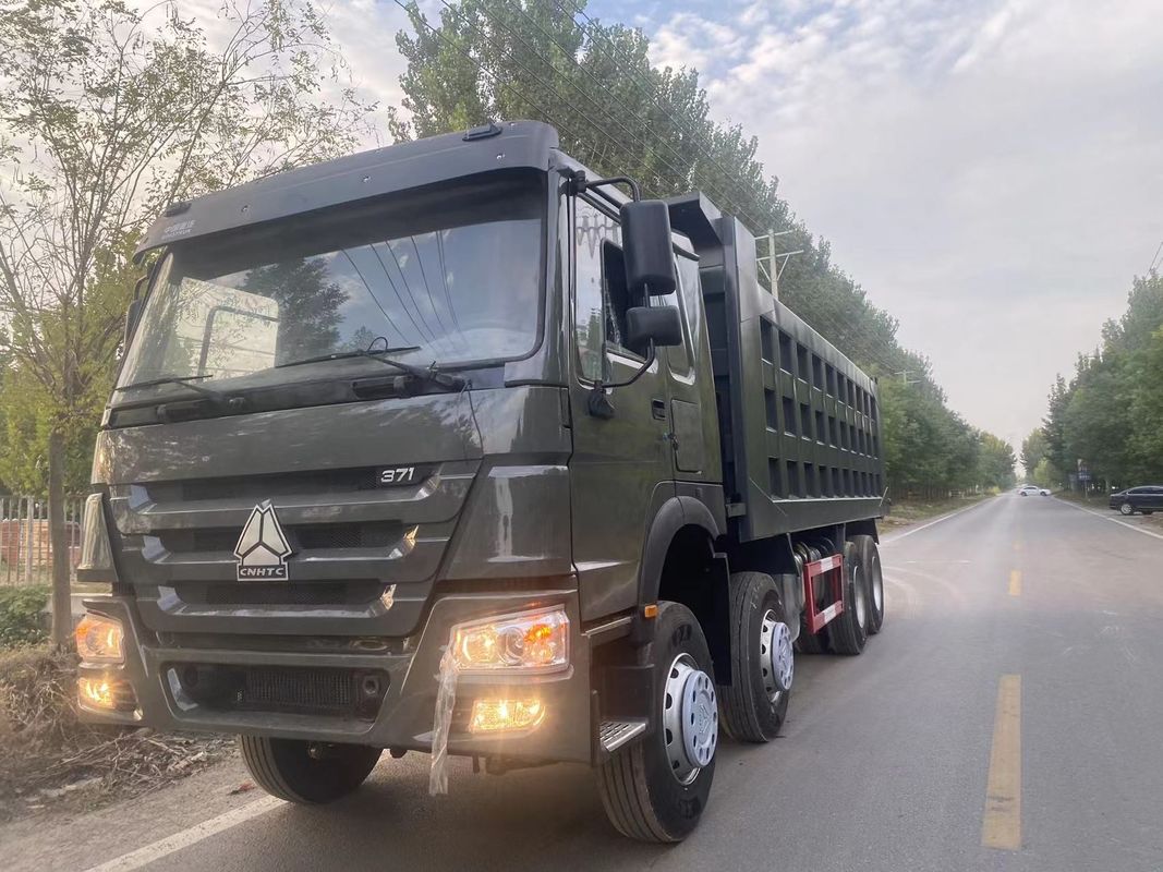 11-20T Ladingcapaciteit Handmatige airconditioner gebruikt SINO HOWO 8*4 Zware dumper
