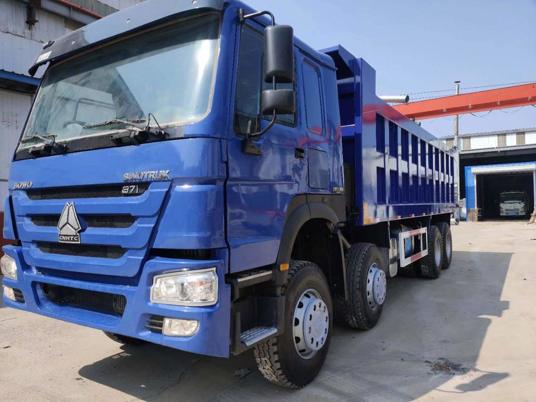 7300*2300*1500 Cargo Tank Gebruikt HOWO 8X4 Zware dumptruck RHD Diesel Tipper Truck
