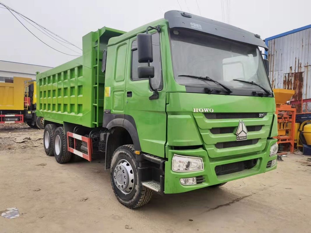 LHD SINO TRUCK HOWO 371HP 6x4 Gebruikte zware dump-tipper truck voor 2 passagiers