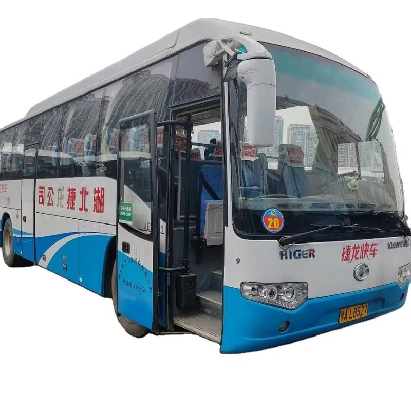 49 zitplaatsen Gebruikte hogere coachbussen met en Euro 2 handgeschakelde versnellingsbak in goede staat