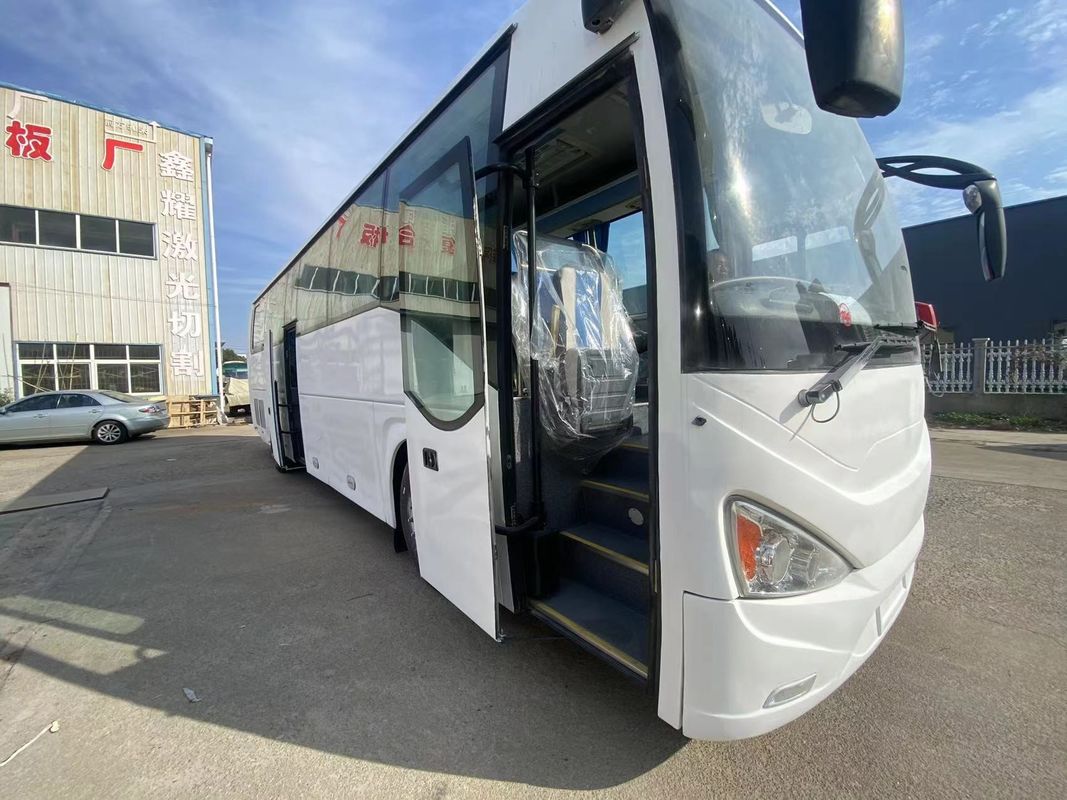 Gebruikte dieselautobussen voor fabrieken en scholen met hoge capaciteit 50 zitplaatsen