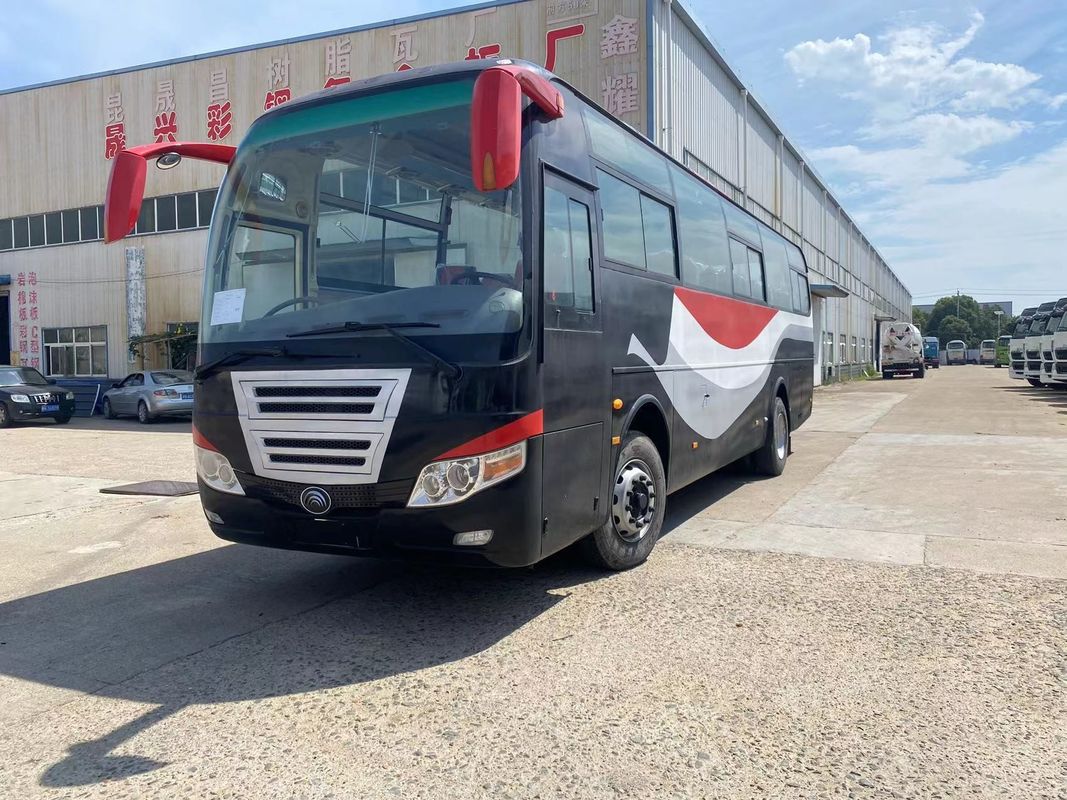 Gebruikte Youtong Bus 65 zitplaatsen 12m Diesel Bus met rechterhandsturing en stuurbekrachtiging