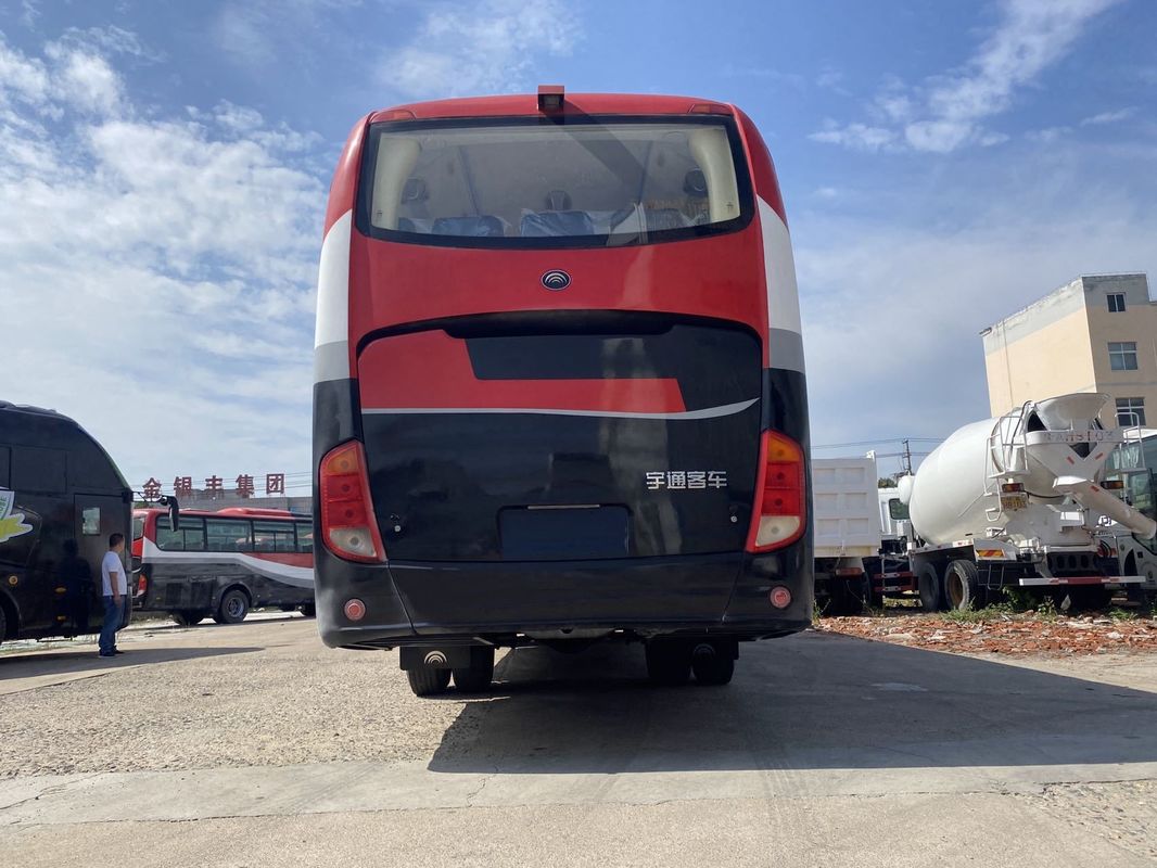 Gebruikte Youtong Bus 65 zitplaatsen 12m Diesel Bus met rechterhandsturing en stuurbekrachtiging