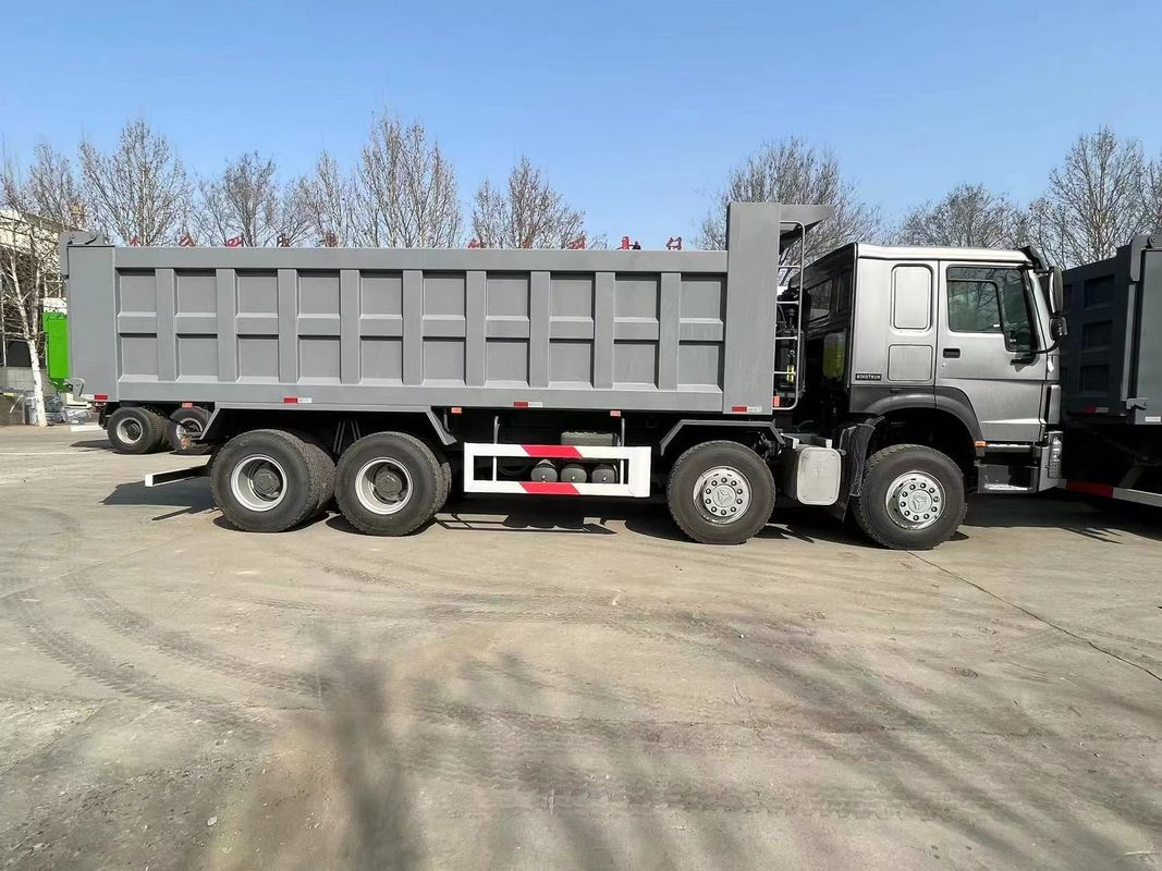 Zware segment RHD SINO TRUCK HOWO 400HP 16 wielen 8x4 Dump Truck Tipper Dumper