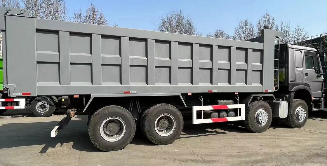 Zware segment RHD SINO TRUCK HOWO 400HP 16 wielen 8x4 Dump Truck Tipper Dumper