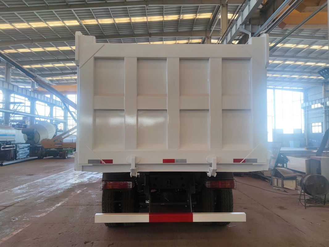 400 pk 16 wielen 8x4 Zware dumptruck Tipper Dumper Max Paardenkracht 400pcs Diesel