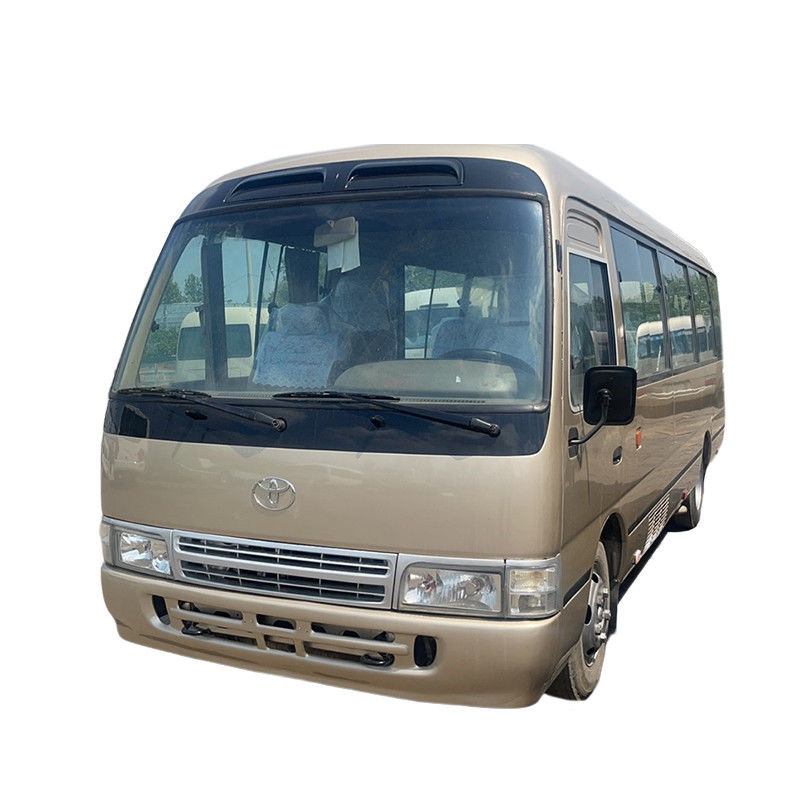 Toyota Coaster 24 zitplaatsen kleine bus met 7.00R16 banden en maximale snelheid van 91-110 km/u