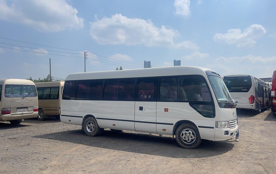 Gebruikelijke achtbaanbus V6 4.0 6GR 2.7L VVT-I handgeschakeld 17-30 zitplaatsen
