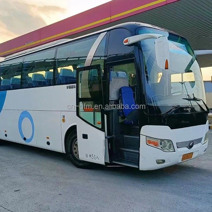 Yutong Gebruikte Bus 54 zitplaatsen Linksrijder Coaches met maximale snelheid 90km/h en 2 airbags