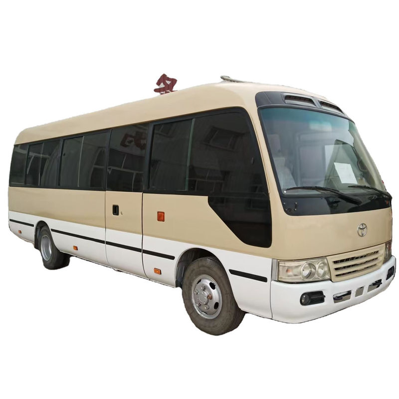 Dieselbrandstof Type Gebruikte Toyota Coaster Bus 30 zitplaatsen In goede staat Maximaal vermogen 113/5200 kW