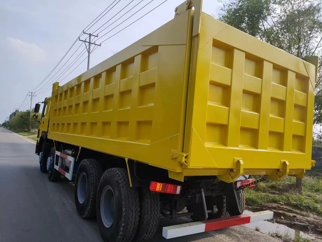 Gebruikte Howo 8x4 12 wiel dump trucks 375 Hp Diesel motor Sand Tipper Truck zonder ESC
