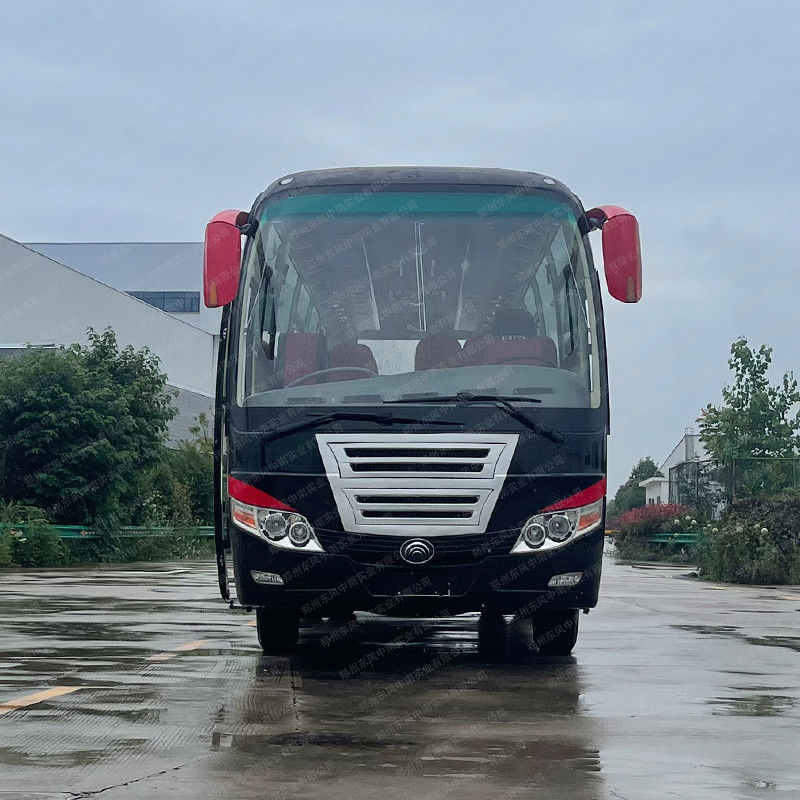 Manuele transmissie Type 57 zitplaatsen Chinese aangepaste bus met maximale snelheid van 100 km/u