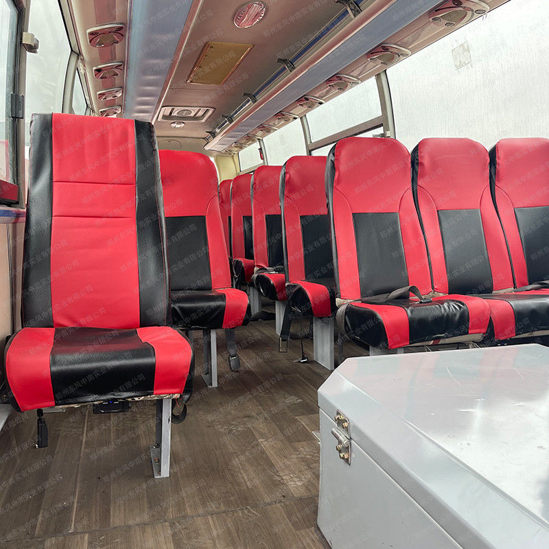 Manuele transmissie Type 57 zitplaatsen Chinese aangepaste bus met maximale snelheid van 100 km/u