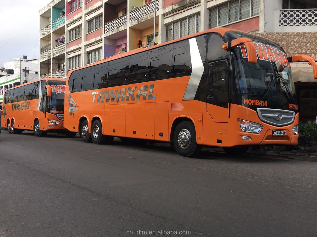 Directe levering Diesel 50 zitplaatsen bus met hoge capaciteit en dubbel muntbanden