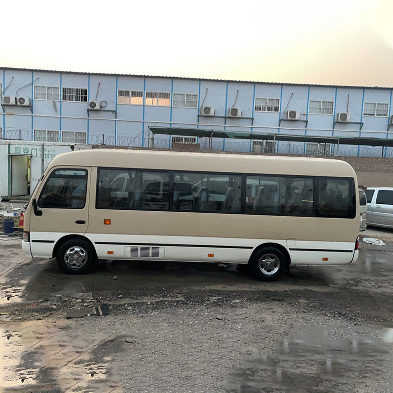 Gebruikte Toyo Ta Coaster Bus met een motorcapaciteit van 6-8 liter en Euro 3 emissie in goede staat