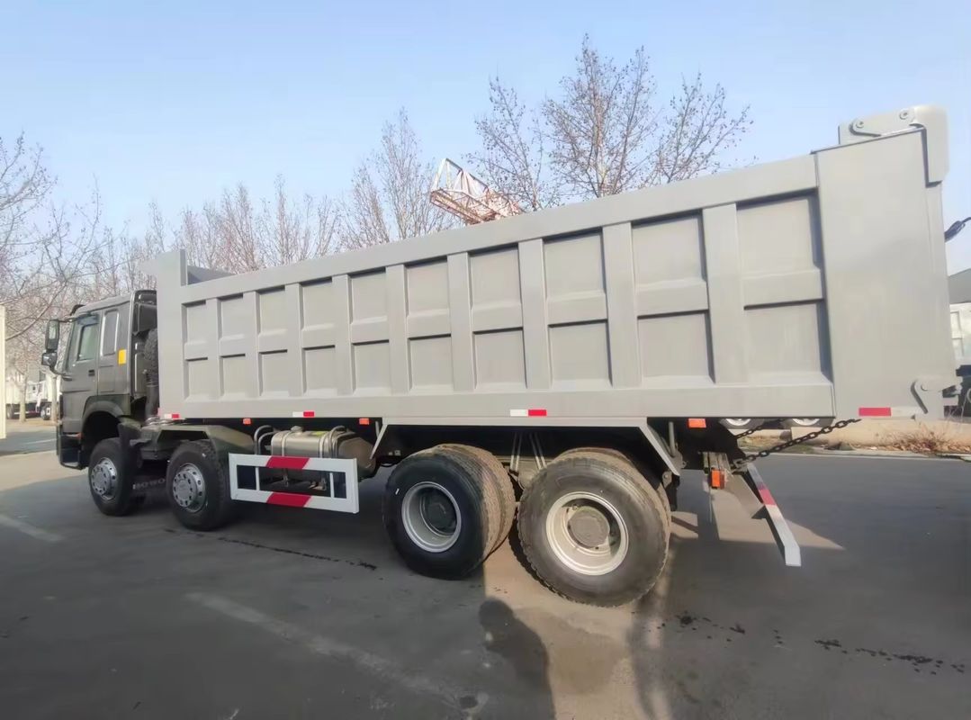 400 pk Sinotruk Howo LHD 12 wiel 8x4 kantelbussen Dumpbussen met handgeschakelde versnellingsbak