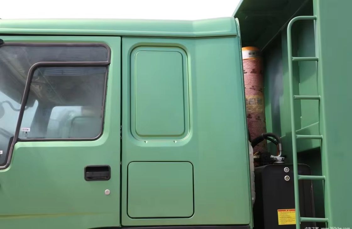 Sinotruck Howo 30tons 6x4 375 pk Gebruikte tipper truck dumper truck met segment zware vrachtwagen