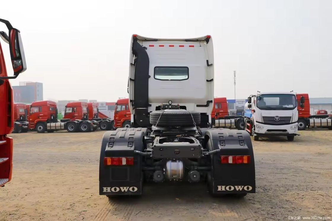 Sinotruk Howo 6x4 10 wiel trekker vrachtwagen Gebruikt 371 pk 440 pk cilinders 6 band nummer 10