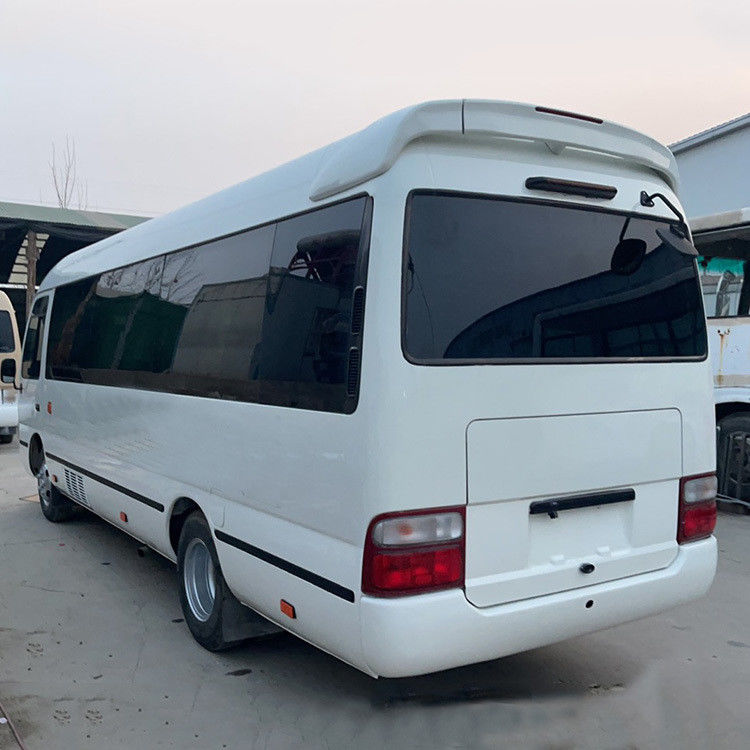 Toyota Coaster Bus met 30 zitplaatsen, in goede staat, met dieselmotor, Euro 3 standaard