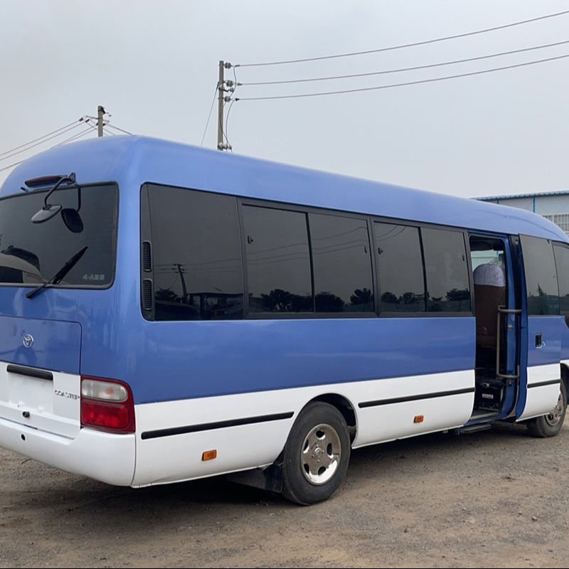 Deisel Fuel Tourist Luxe Bus 25 zitplaatsen 30 zitplaatsen Gebruikte Toyo Ta Coaster Minibus