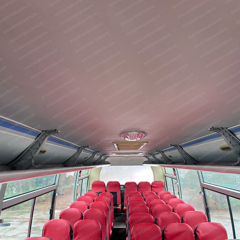 50 zitplaatsen gebruikte luxe passagiersbus maximale snelheid 100 km/u band 11R22.5