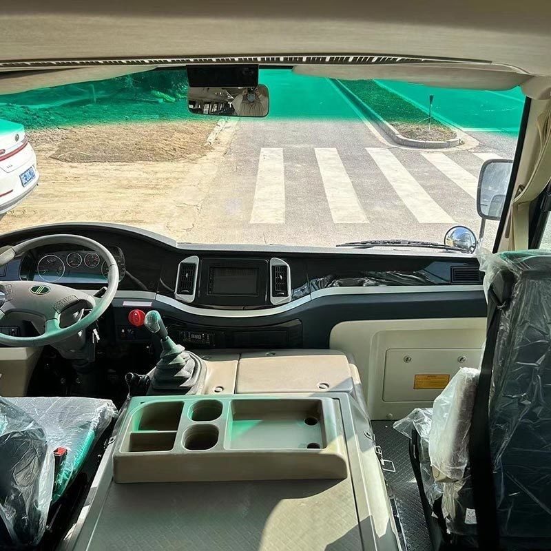 30 1 zitplaatsen Toyo ta Coaster Bus met 4L motorcapaciteit Euro 2 emissie standaard en 1