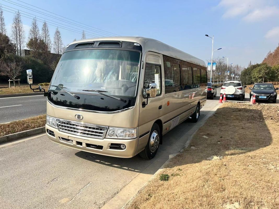 Yuchai Motor 30 zitplaatsen Mudan Commuter Bus Diesel RHD en LHD Bestuurder 100km/h Maximale snelheid