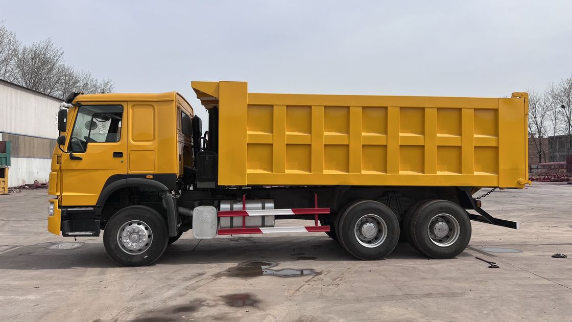 Howo 6x4 40tons 45 ton Yellow Tipper Dump Truck voor zware bouwprojecten