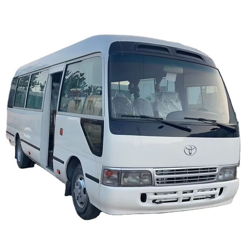 30 zitplaatsen Toyota Coaster Bus in uitstekende staat met 6-8L diesel motor capaciteit