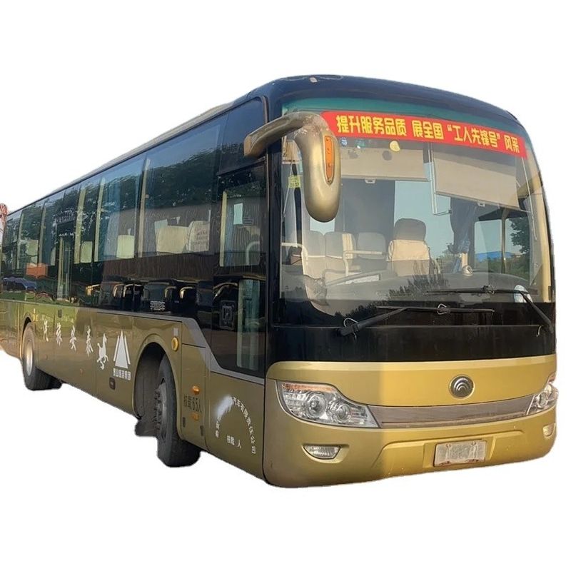 Luxe bus met 12M 65 zitplaatsen, met Yuchai motor, ontworpen voor uw tevredenheid.