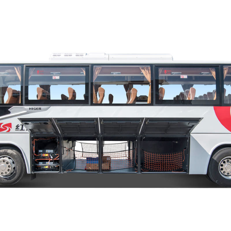 Handgestuurde luxe 50 zitplaatsen diesel toeristenbus met G.V.W. 18000kg