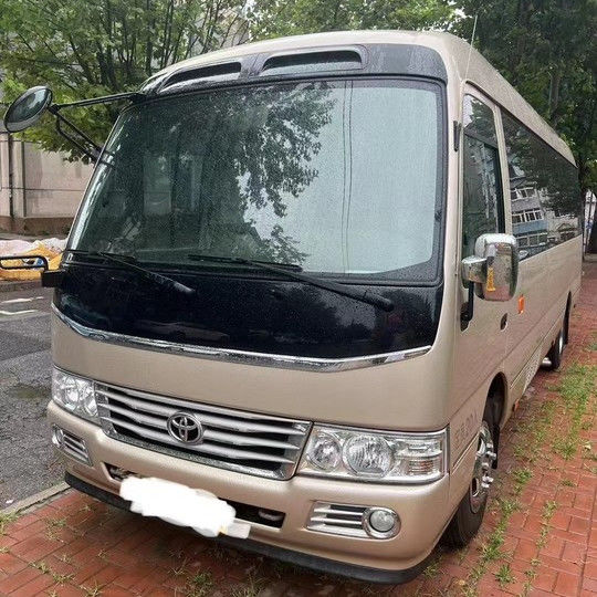 9.00R20 banden links rijden Toyo Ta Coaster Bus voor prestaties en efficiëntie
