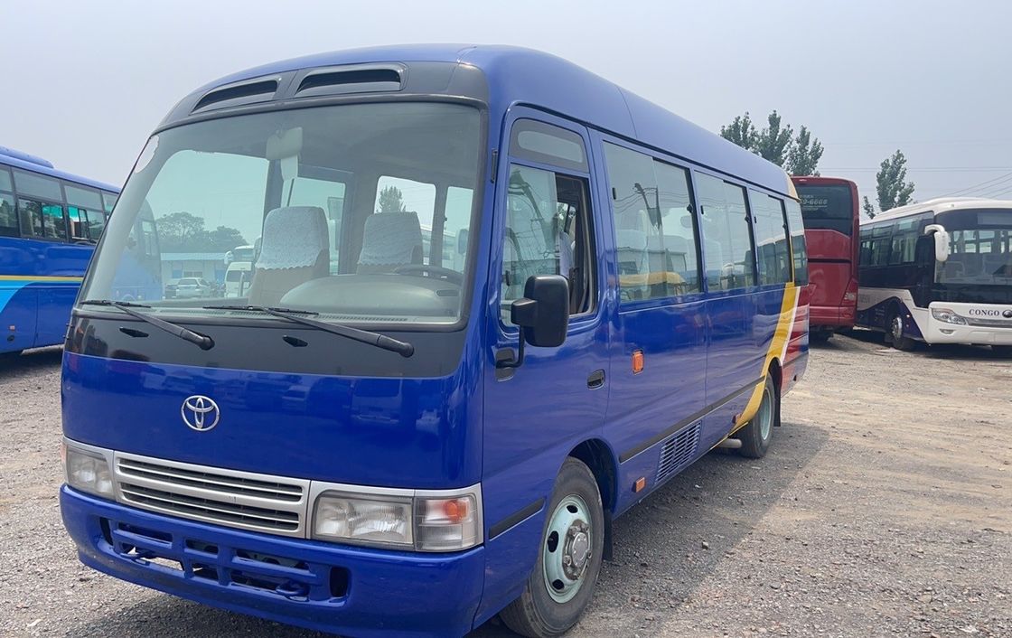 30 zitplaatsen diesel Toyo Ta Coaster minibus met luxe ontwerp en brandstofzuinigheid