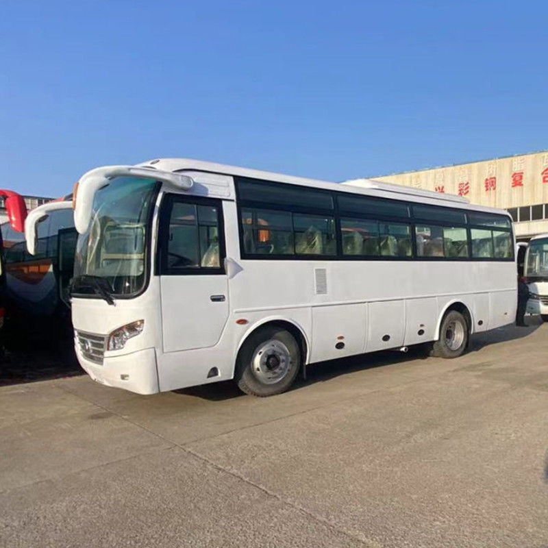 Comfortabele luxe stoelen en Euro 3 emissie standaard 35 zitplaatsen bus voor uw