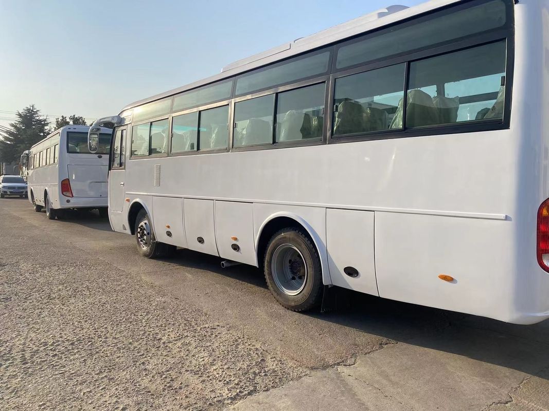 Afhanging van de bladeren 35 zitplaatsen Buscoach gebruikt Youtong Bus voor veiligheid en vervoer