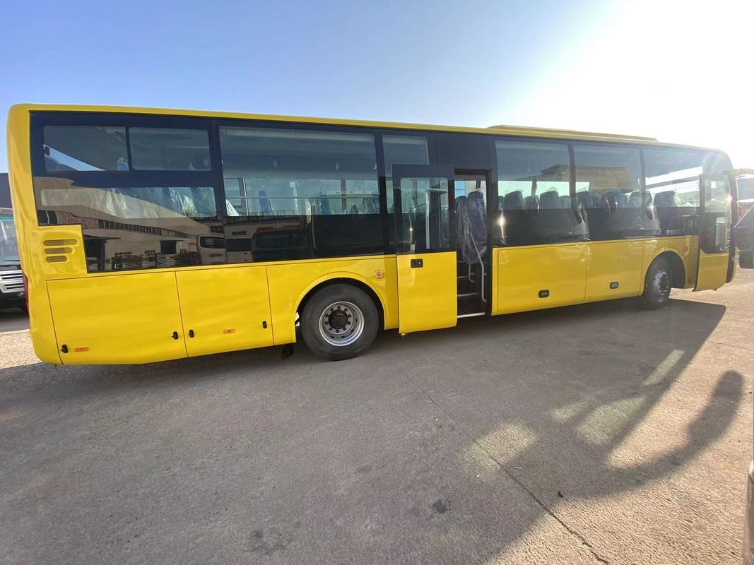 Gebruikte 65 zitplaatsen ZK6121 12m Coach Bus met 8,4L verplaatsing en links stuurwiel