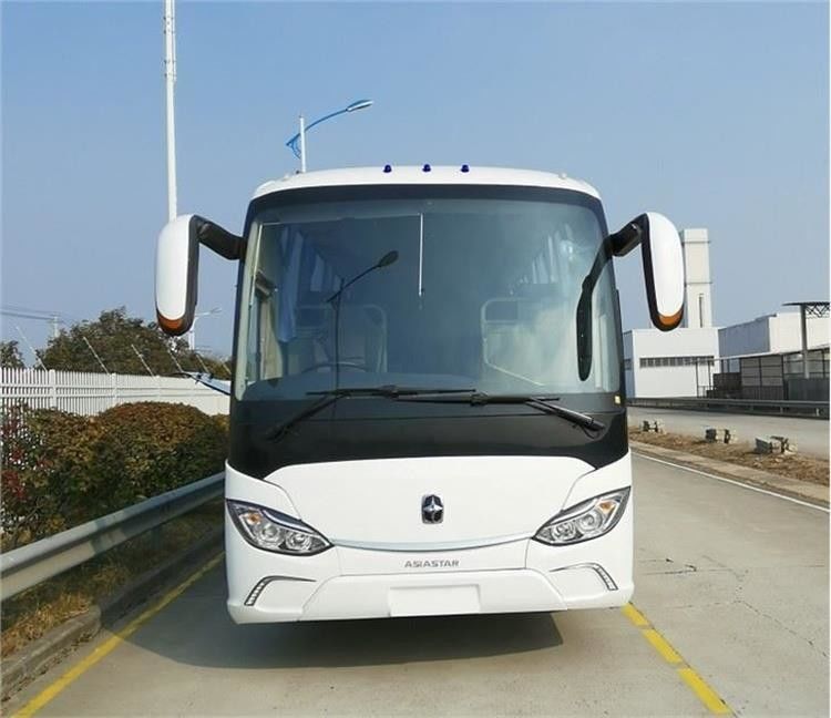 70 1 Passagier 13m Links stuur Coach Bus brandstof Dieselmotor Vermogen 4-6L