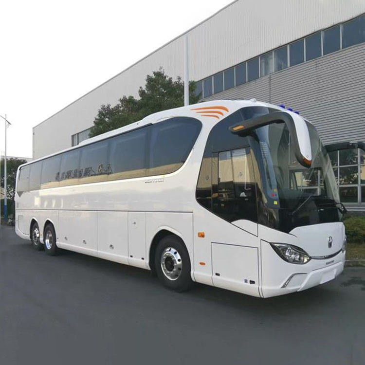70 1 Passagier 13m Links stuur Coach Bus brandstof Dieselmotor Vermogen 4-6L