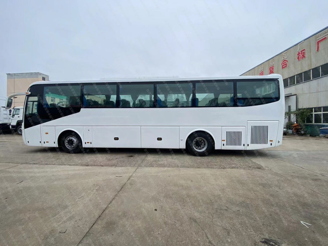 50 zitplaatsen Linksgestuurde bussen en Rhd-passagiersbussen met brandstoftype Deisel