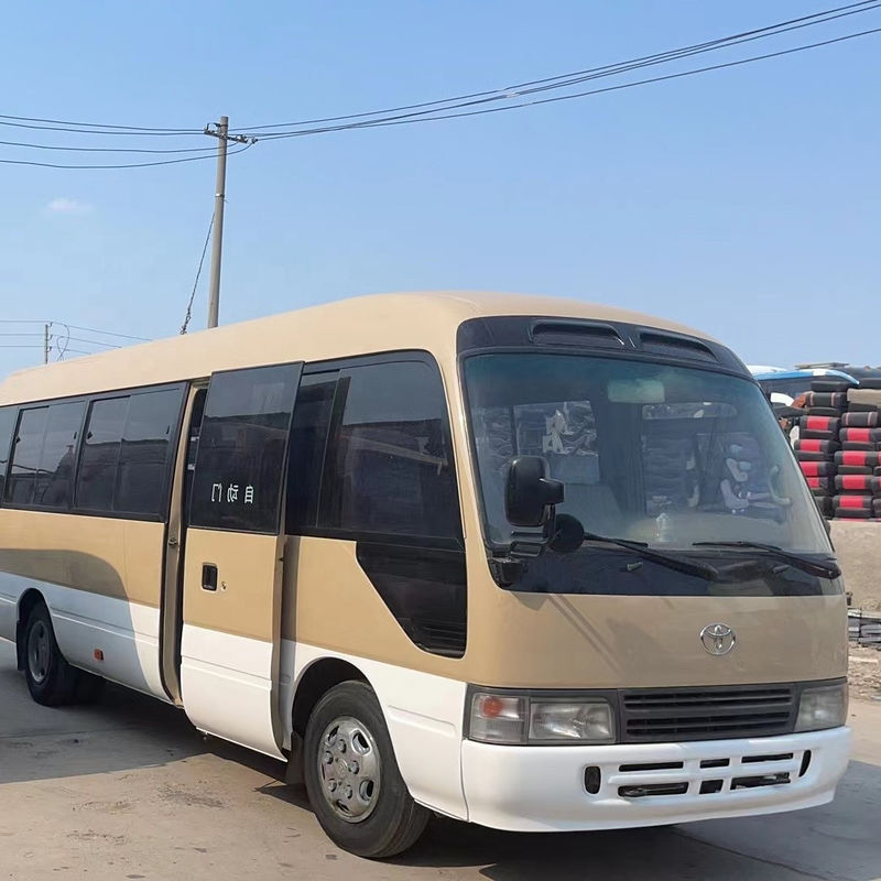 30 zitplaatsen Gebruikte Toyo ta Coaster Bus met Euro 3 emissie standaard en goede staat