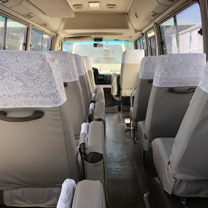 30 zitplaatsen Gebruikte TOYO TA Coaster Bus Beste en goede staat met dieselbrandstof