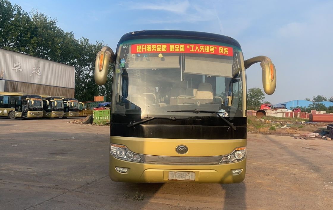 Voorraad van 65 zitplaatsen LHD-tourbussen met Euro 3-emissiestandaard en bladveervering