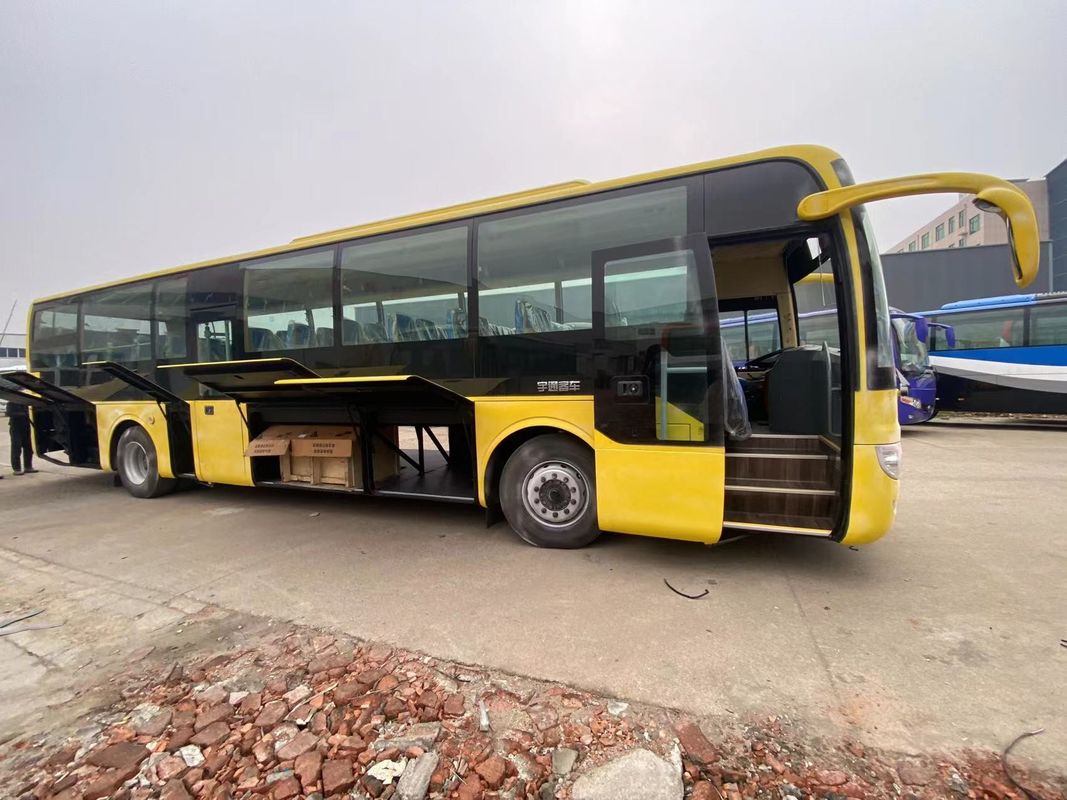 70 zitplaatsen Linksgestuurde luxe toerbus met Euro 3 emissie en optionele kenmerken