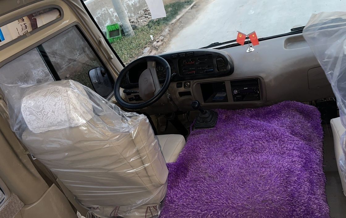 Euro III/Euro IV emissie standaard 30 zitplaatsen LHD gebruikte achtbaanbus met airconditioning