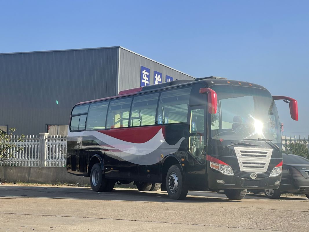 Gebruikte diesel 57 passagiersbus met handgeschakeld type en in goede staat