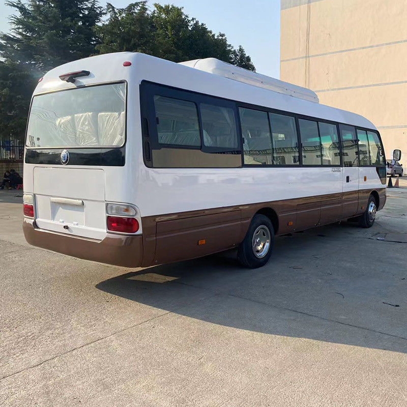 LHD RHD 30 zitplaatsen Toyo ta Coaster Bus met 70L brandstoftank en 4500-6700ml verplaatsing