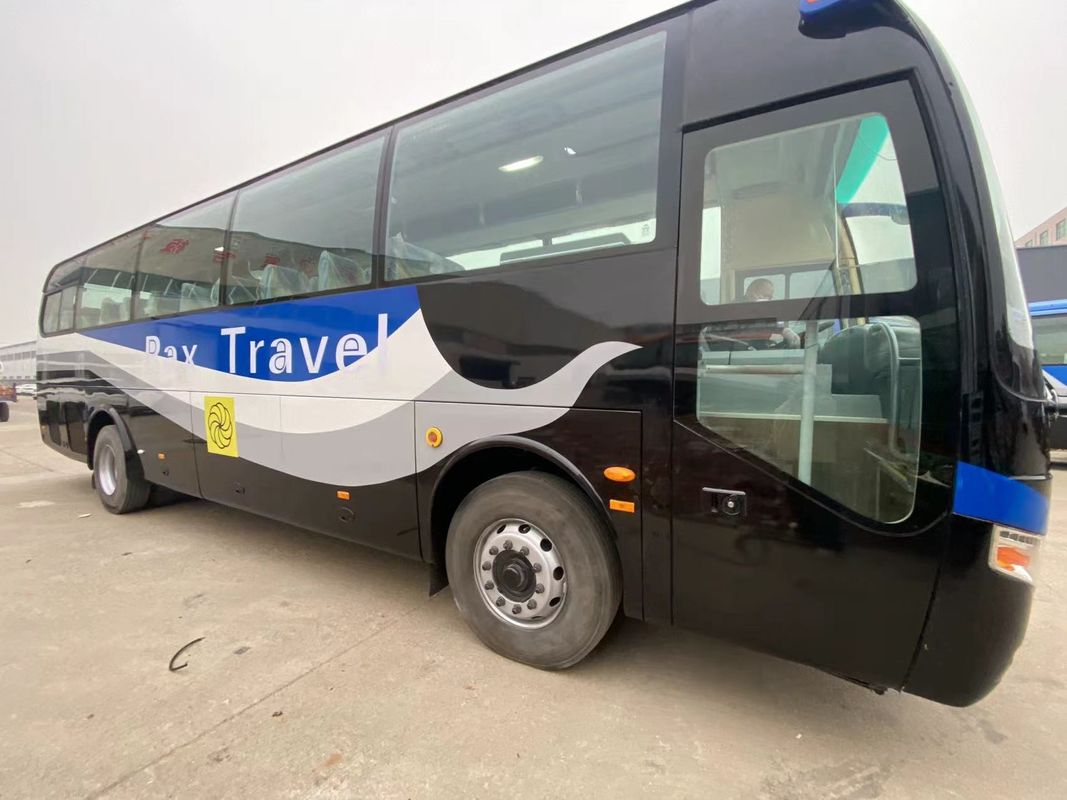 Toeristenbus met 57 zitplaatsen, luxe busbus met 4-6 liter motor