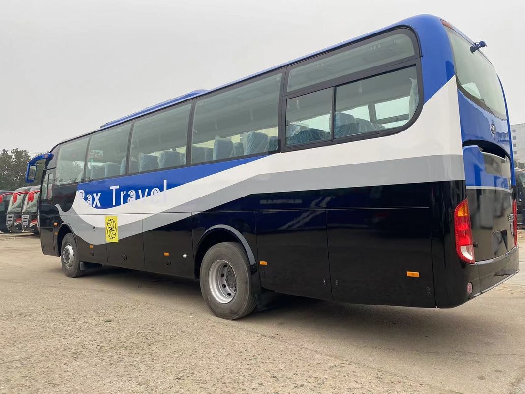 Toeristenbus met 57 zitplaatsen, luxe busbus met 4-6 liter motor