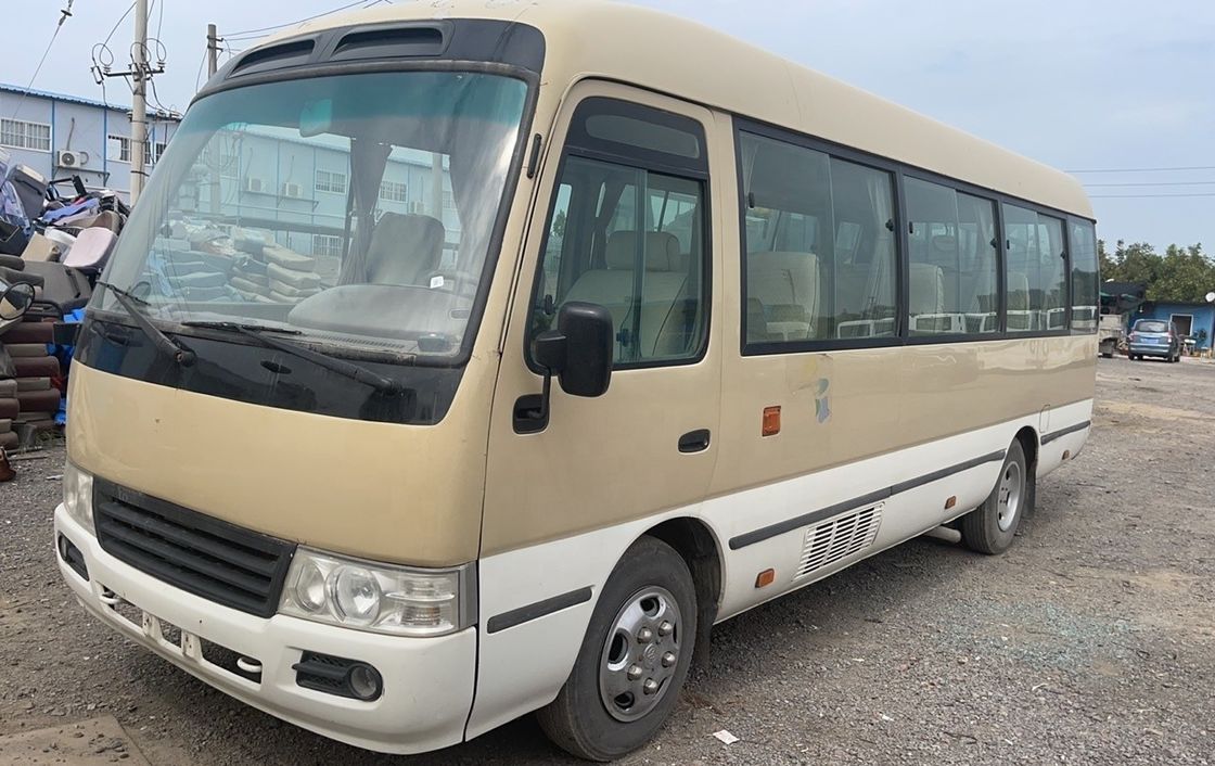 Gebruikte Toyo Ta Coaster 30 zitplaatsen bus met 6-8L motorcapaciteit en maximaal vermogen 113/5200kw